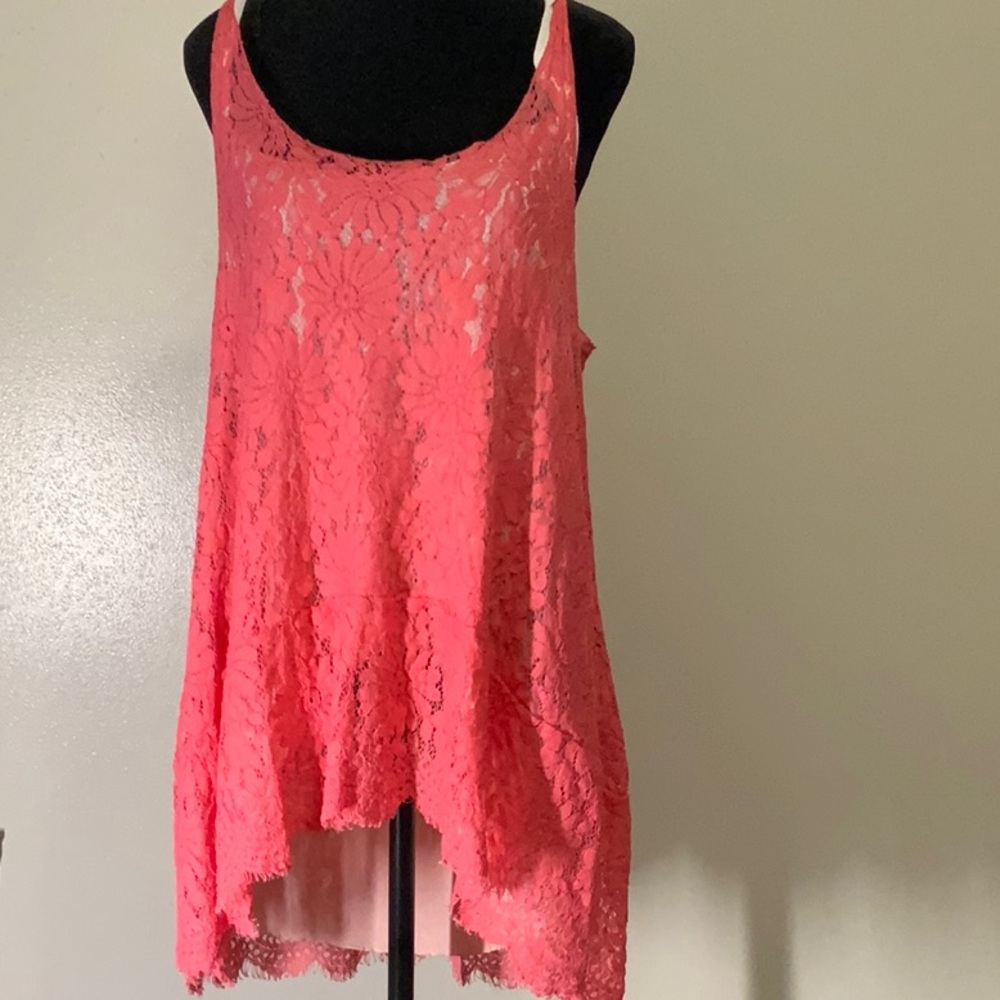 Coral Lace Sleeveless Top - Picture 1 of 2